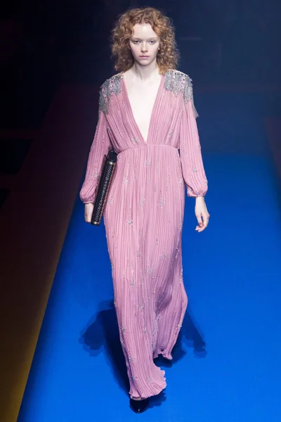 Look 107